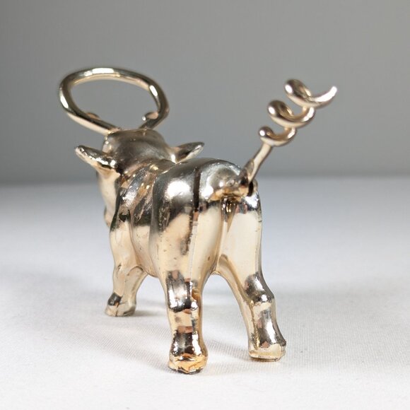 Metal bull bottle opener and corkscrew, gift for farmer - Picture 5 of 11